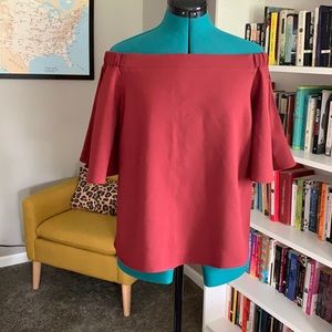 Off-the-shoulder top